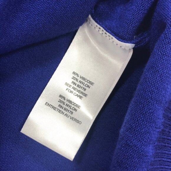 🎁 T Tahari Grosgrain Ribbon Trim V-Neck Cardigan - Picture 7 of 7